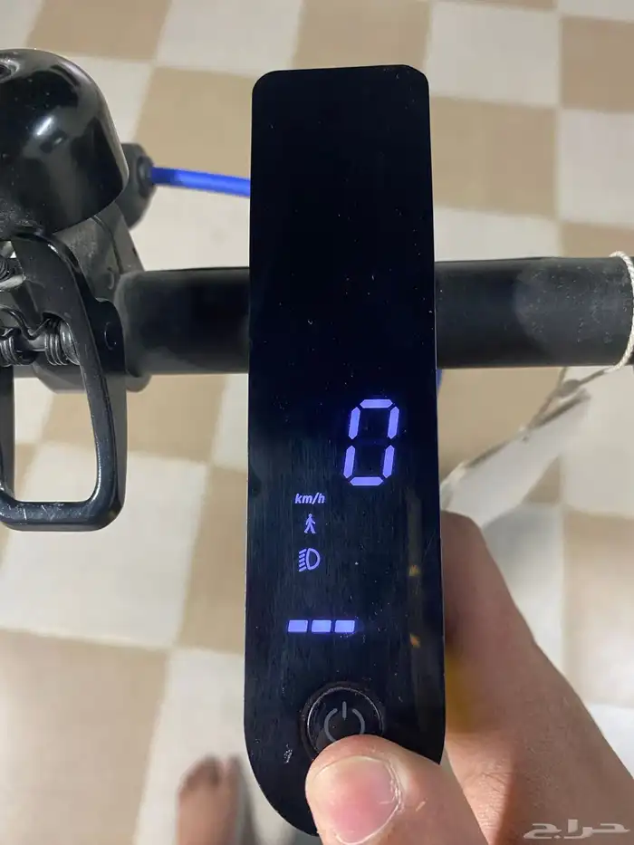 اسكوتز كهربائي 8