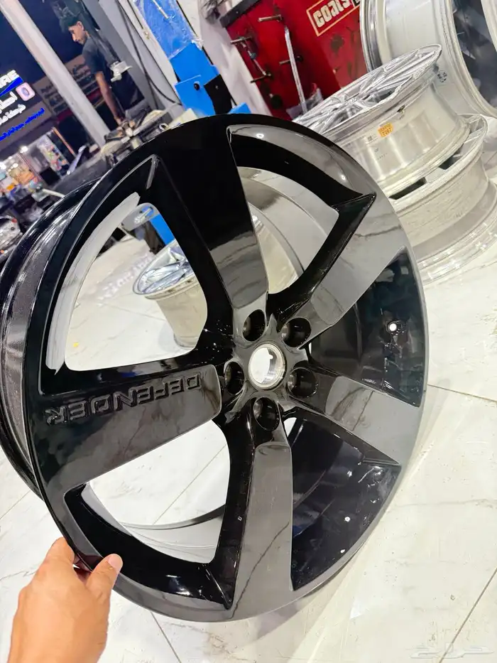 جنوط ديفندر إس مقاس 22 إيطالي جديد 7