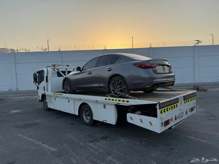 سطحه راجع من الرياض إلى دبي 0