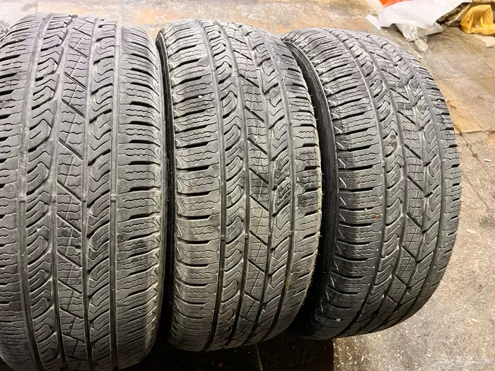 كفرات نكسن كوري مقاس 285   60   18 0