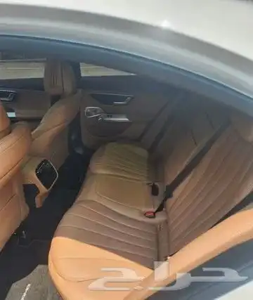 موسيدس E300 AMG 2025 11