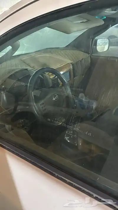 نيسان رمادا مديل 2005 2