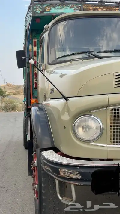 مرسيدس عايدي لوري مخزن 1983 50