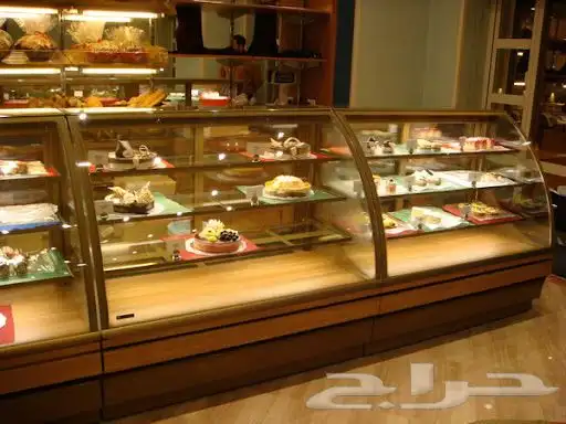 ثلاجة عرض حلويات 2