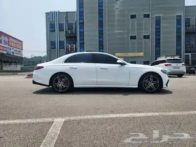 موسيدس E300 AMG 2025 6