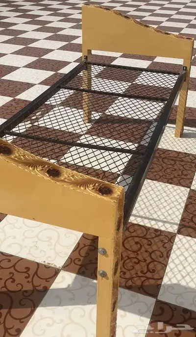 كراسي تفصيل خشب يوجد 5 كراسي طقم 1