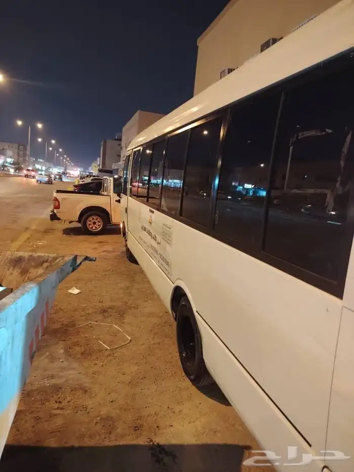 باصات ميتسوبيشي 2015 2008 2007 15
