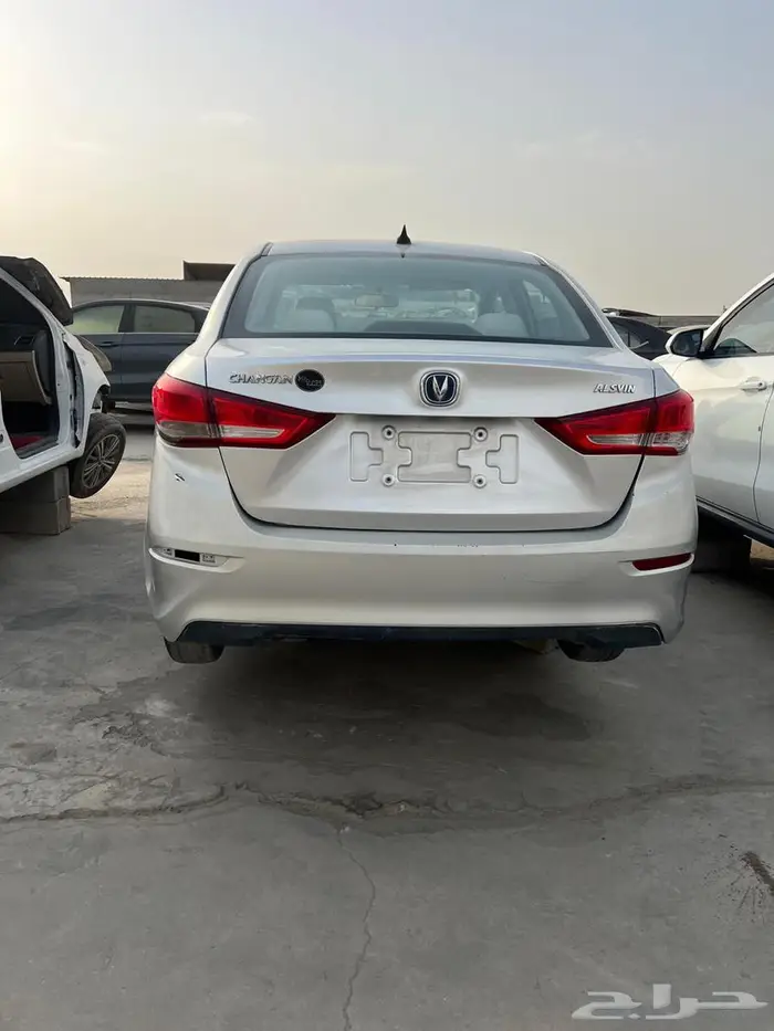 شانجان V7 السفن موديل 2022 مصدوم تشليح ((قطع غيار فقط)) 2