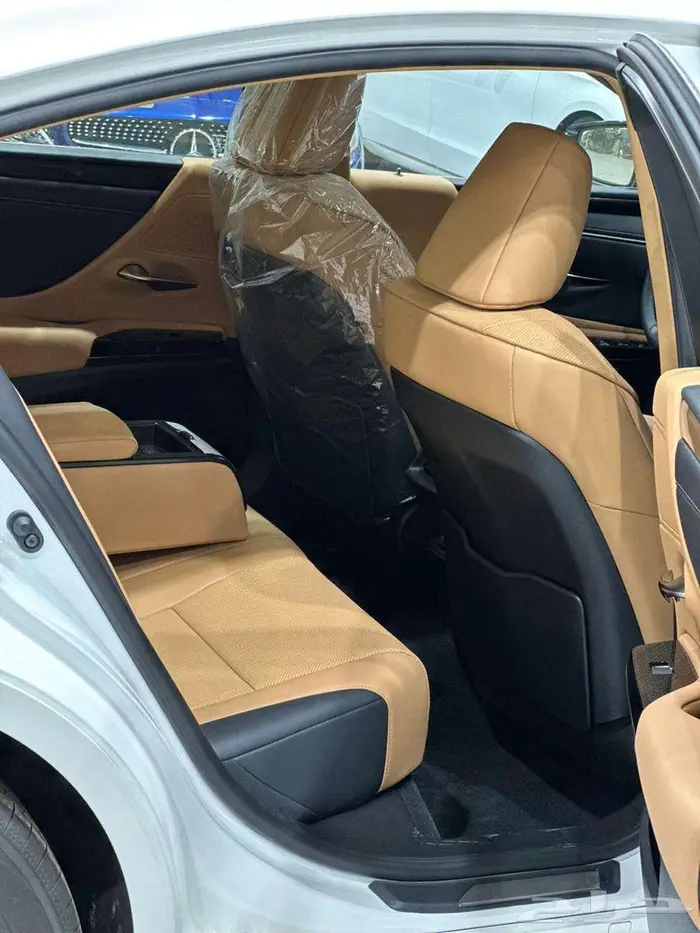 لكزس ES250 AA - خليجي - 2025-تشغيل عن بعد-جناح خلفي 7