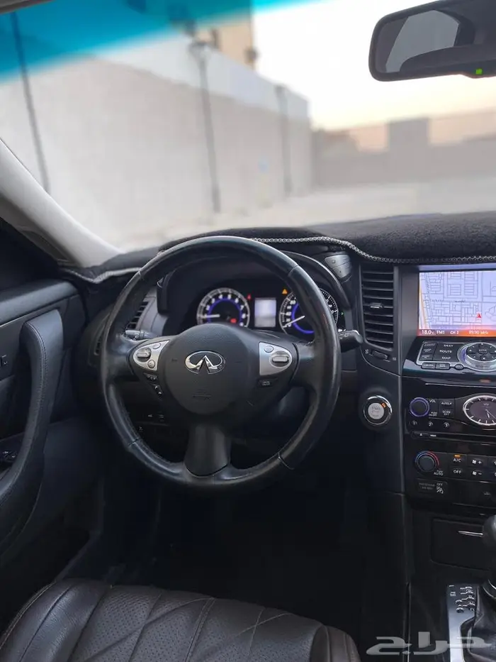 إنفنيتي موديل 2017 QX70 موديل 2017 فل كامل 9