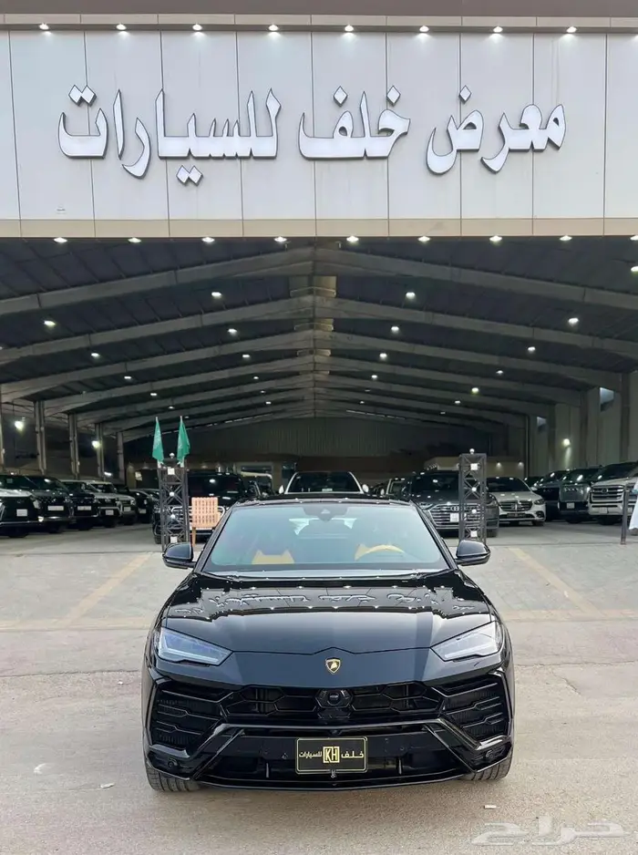 لامبرغينى اوروس موديل 2021 - معرض خلف للسيارات 1