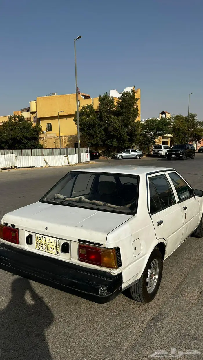 نيسان صني 1983 مفحوص و مجدد و مكيف 13