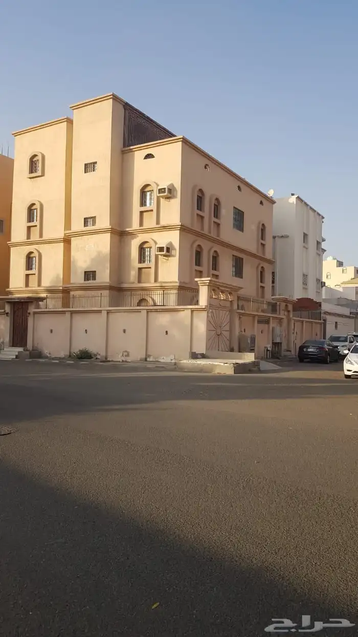 عماره للبيع في حي الاجواد جده 0