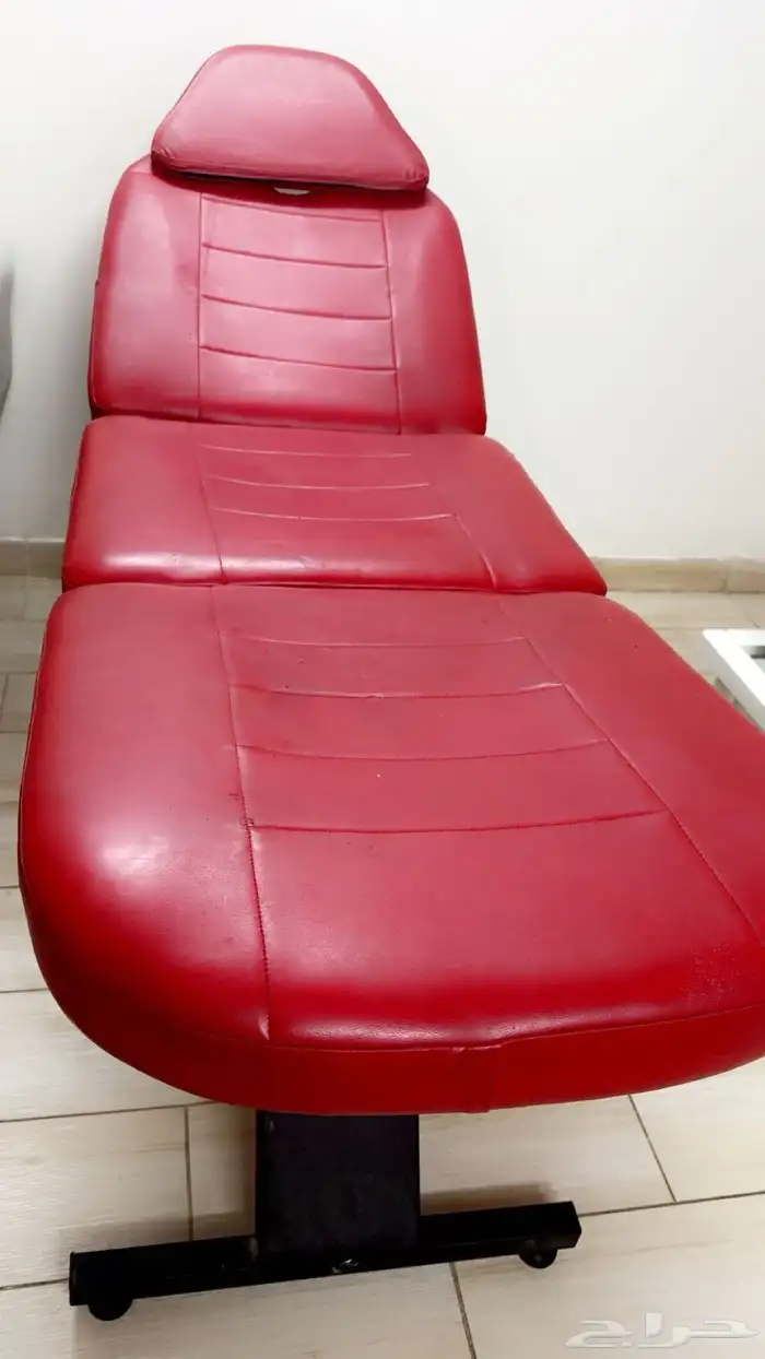 كرسي مساج نظيف للبيع 1