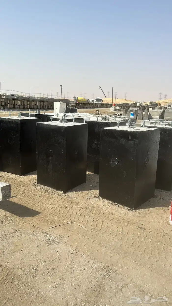 حواجز   خرسانية   قواعد   انارة   غرف   تفتيش 30