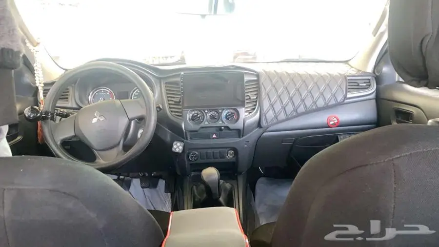 مستوبشي L200 9