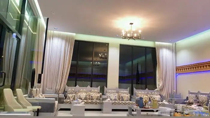 غرف نوم فندقية ومجالس ضيافة (استراحة مودرن ) للإيجار 8