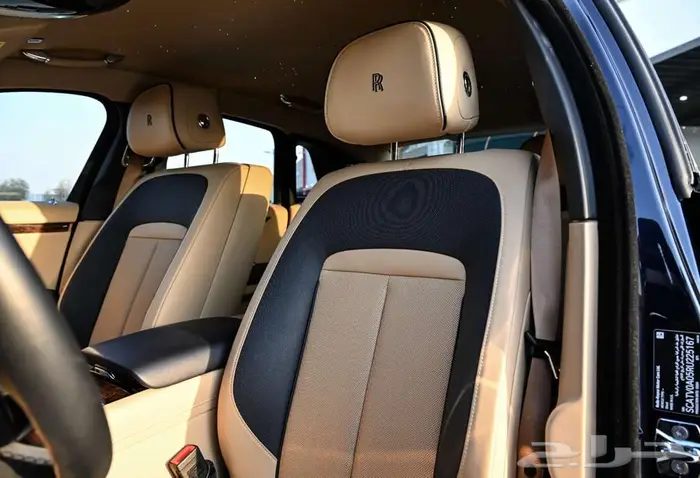 شركة لبريمي لسيارات رولز رويس Ghost - قوست 4