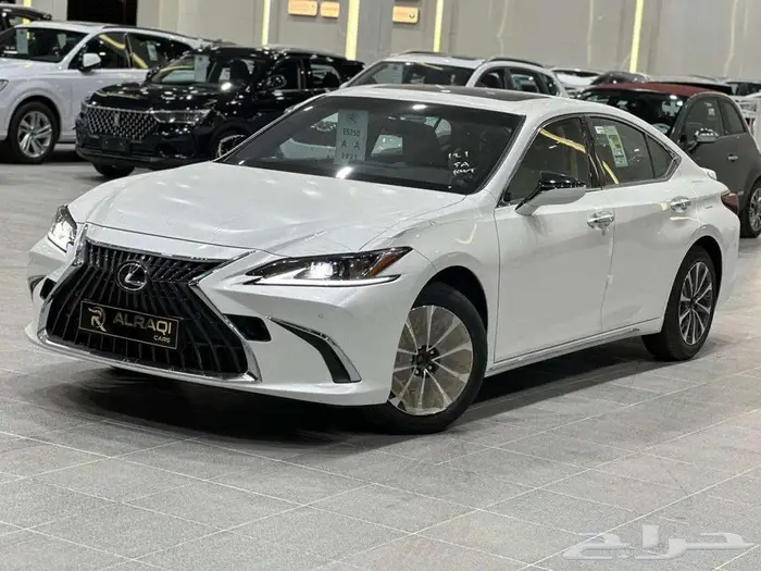 لكزس ES250 AA - خليجي - 2025-تشغيل عن بعد-جناح خلفي 2