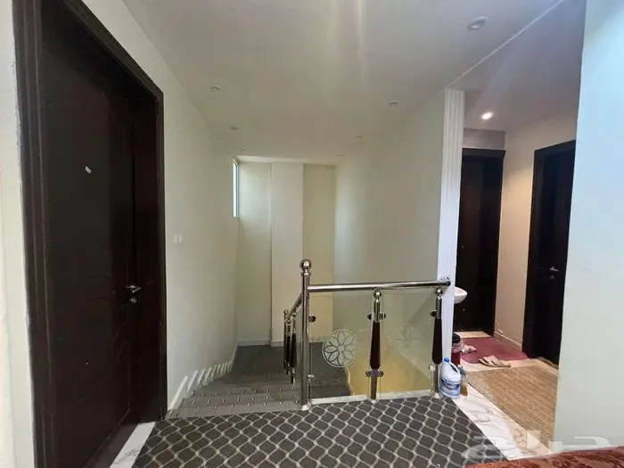 للبيع فيلا درج داخلي في الرياض حي المهدية   عرض رقم H1005 11