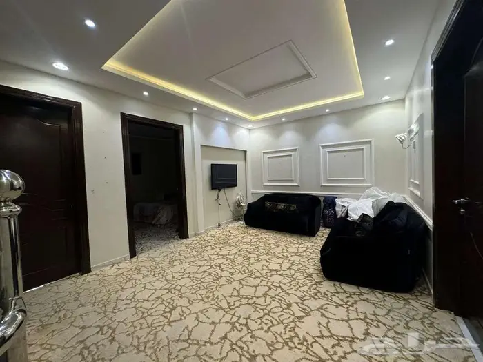 للبيع فيلا درج داخلي في الرياض حي المهدية   عرض رقم H1005 9