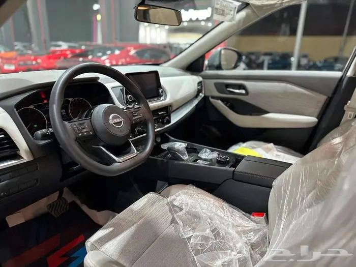 نيسان اكس تريل __ 5مقاعد ___ 2025 ___ استاندر 7