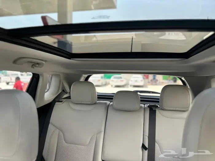 جيب كومباس 6