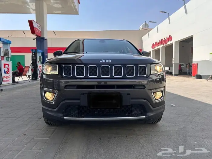 جيب كومباس 12