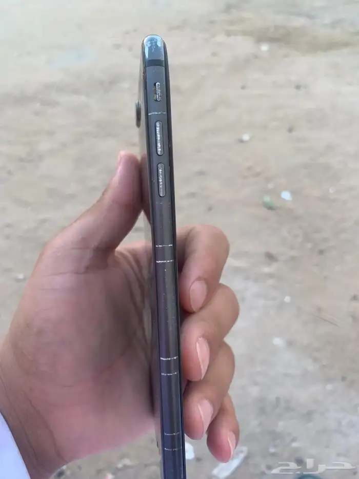ايفون 8 بلس 0