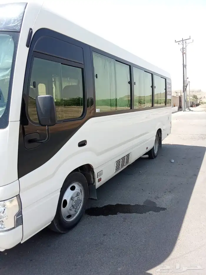 باصات هايس وكوستر للايجار في الرياض مع السائق 5