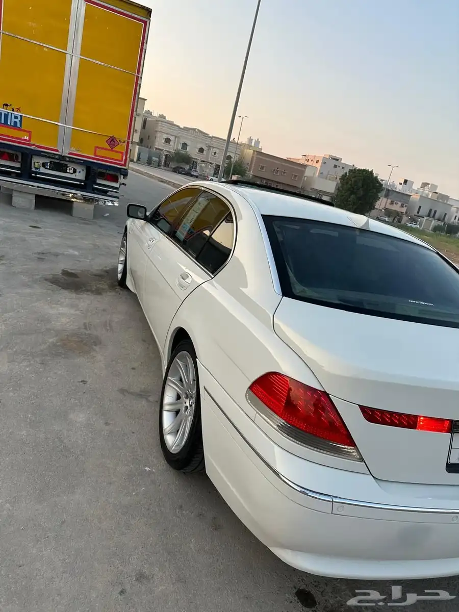 بي ام دبليو 2005 15