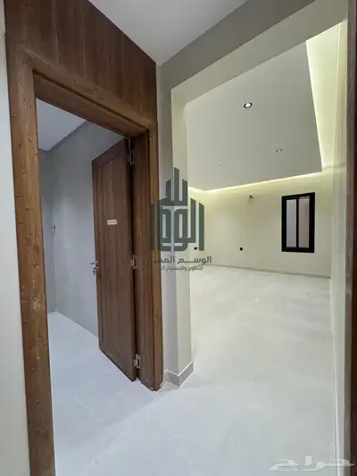 للبيع شقق علوية بحي الاخضر 10
