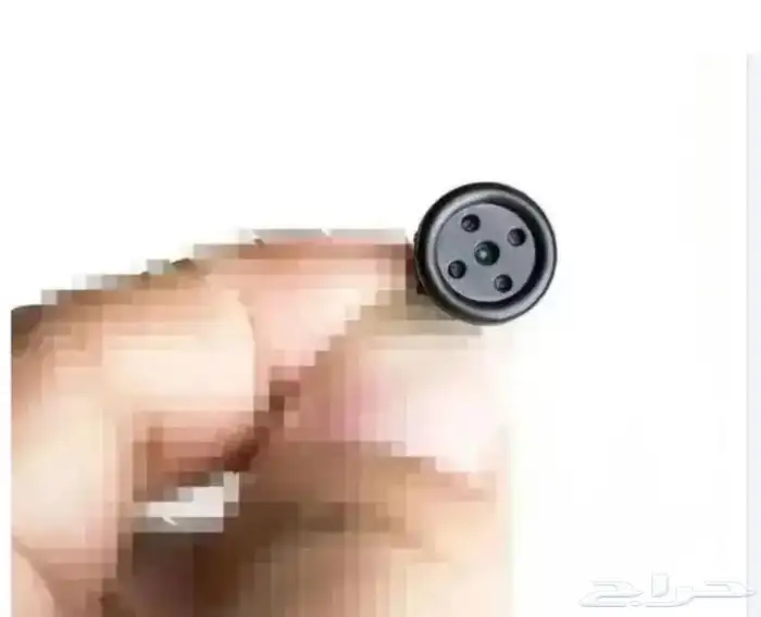 كاميرا على شكل المسمار او الازرار وشكل ساعة مكتبيه 0