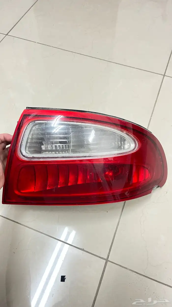 اصطبات لومينا 2000-2002 0