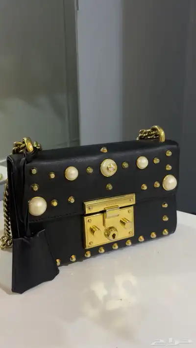 شنطة قوتشي اصلية 0