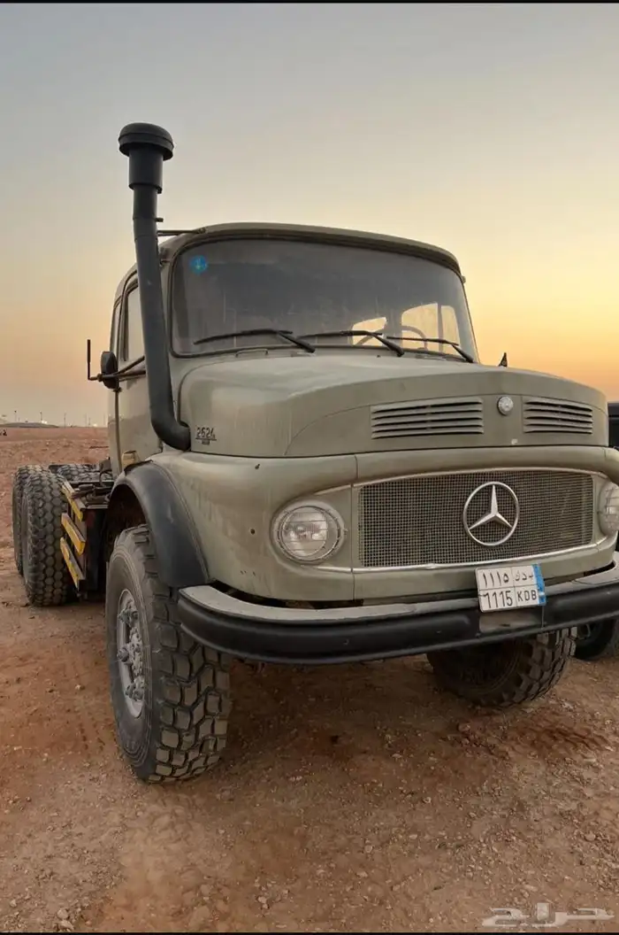 بوز مرسيدس راس تريله 6x6 للبيع مخزن موديل 1979 0