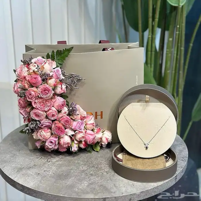 محل ومتجر ورد وهدايا 32