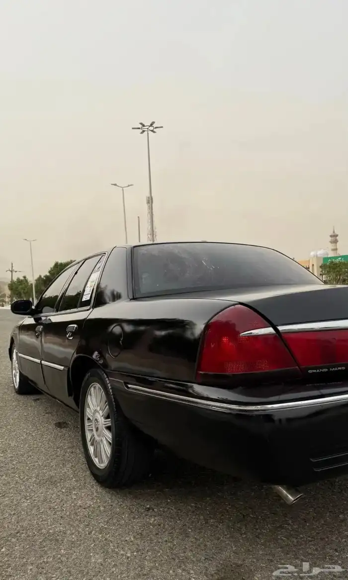 فورد جراند ماركيز 4