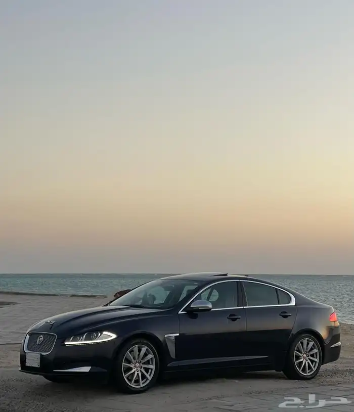 جاكوار XF 2015 2