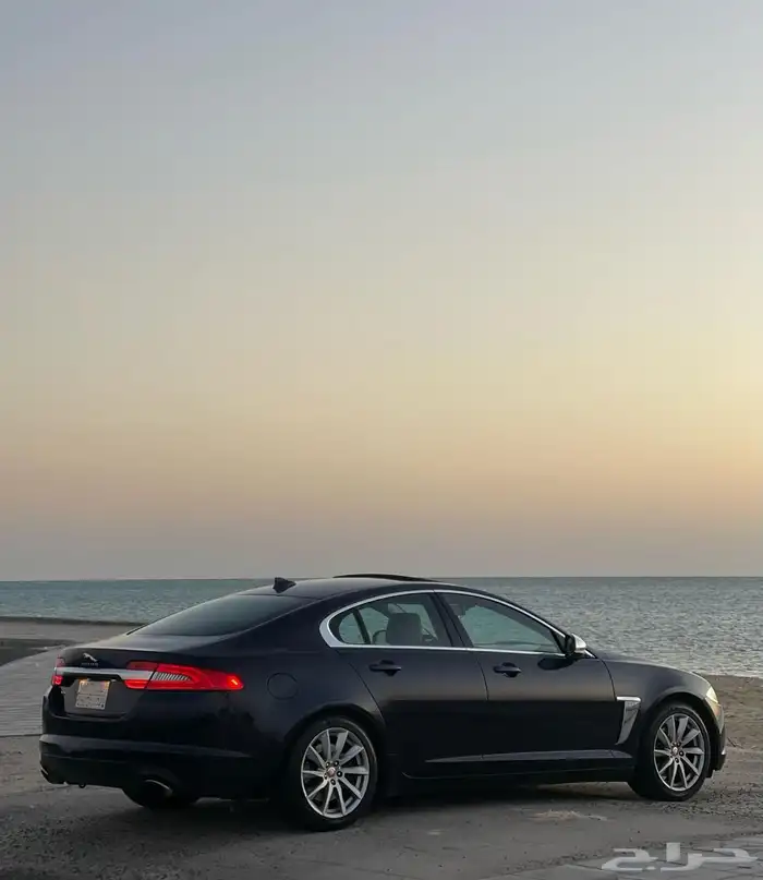جاكوار XF 2015 4