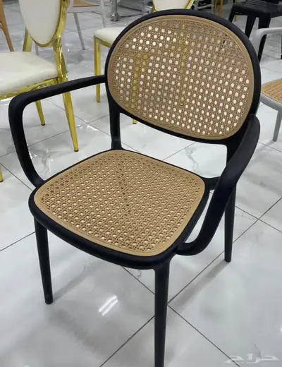 كراسي وطاولات 1