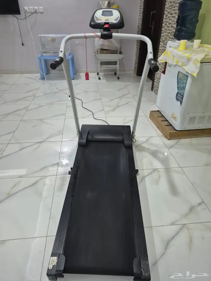 سير للمشي من شركة الهدف وبحاله جيده حي السامر 0