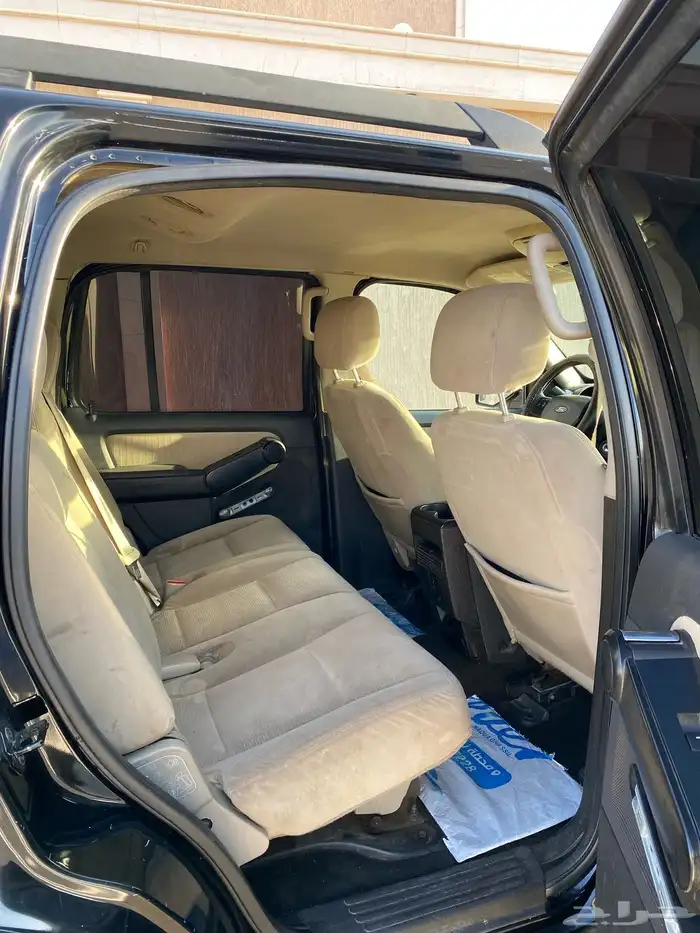 فورد إكسبلورر (Ford Explorer) 1