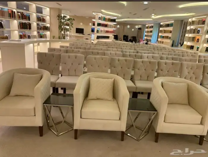 تاجير كنب فاخر في أي بي 17