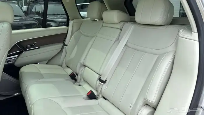 رنج روفر P530 SE LWB موديل 2023 6
