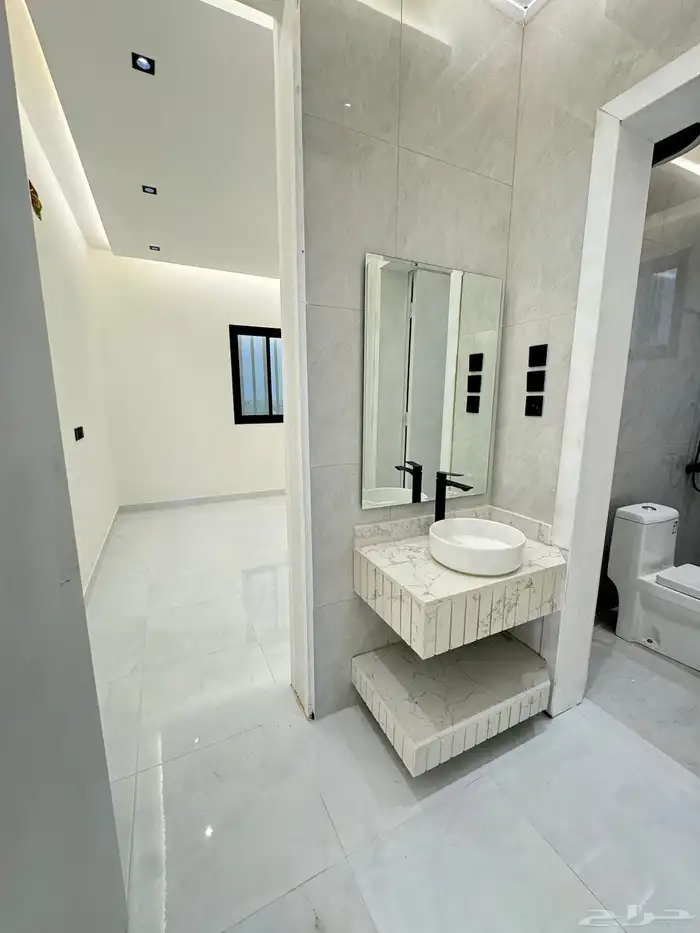 للبيع فلة تصميم كلاسكي أبو عريش 32