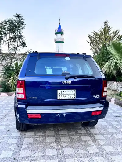 جيب جراند شيروكي فل كامل دبل موديل 2005 اللون كحلي 4