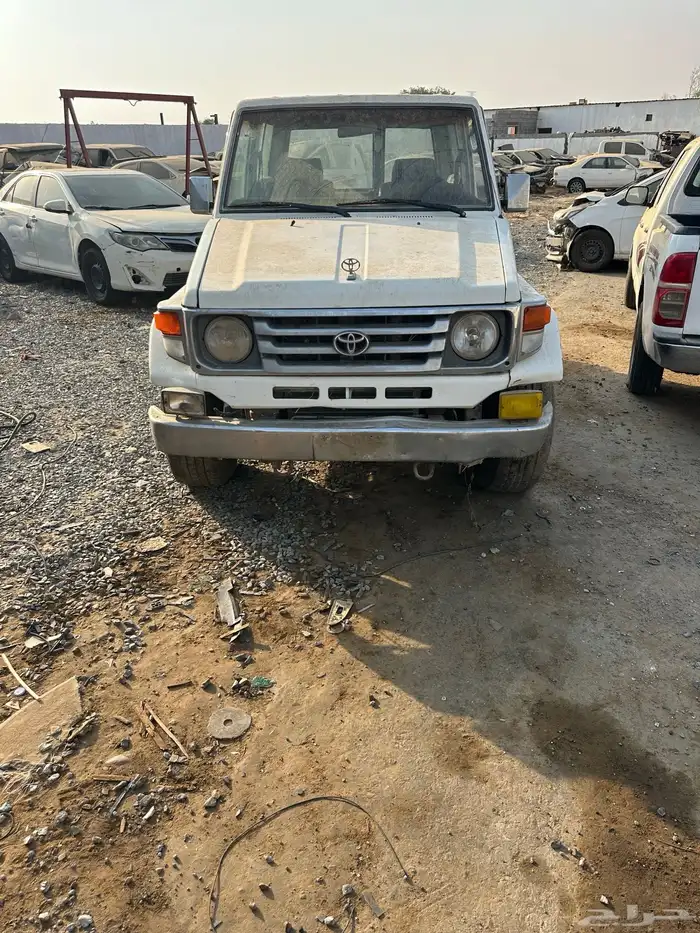 جيب ربع 2005 تشليح 0