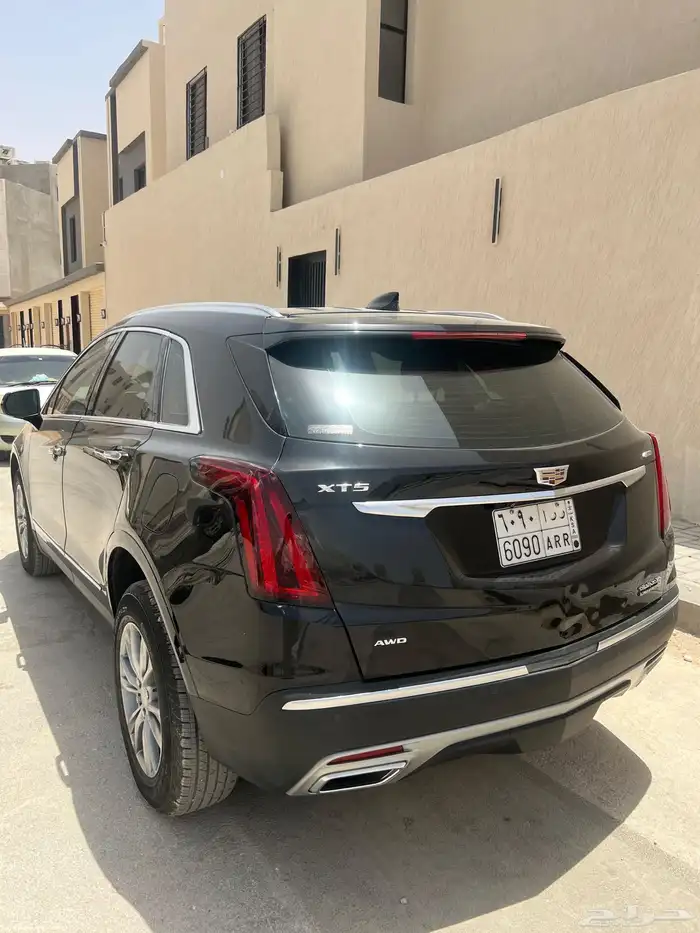 كاديلاك 2022 XT5 6