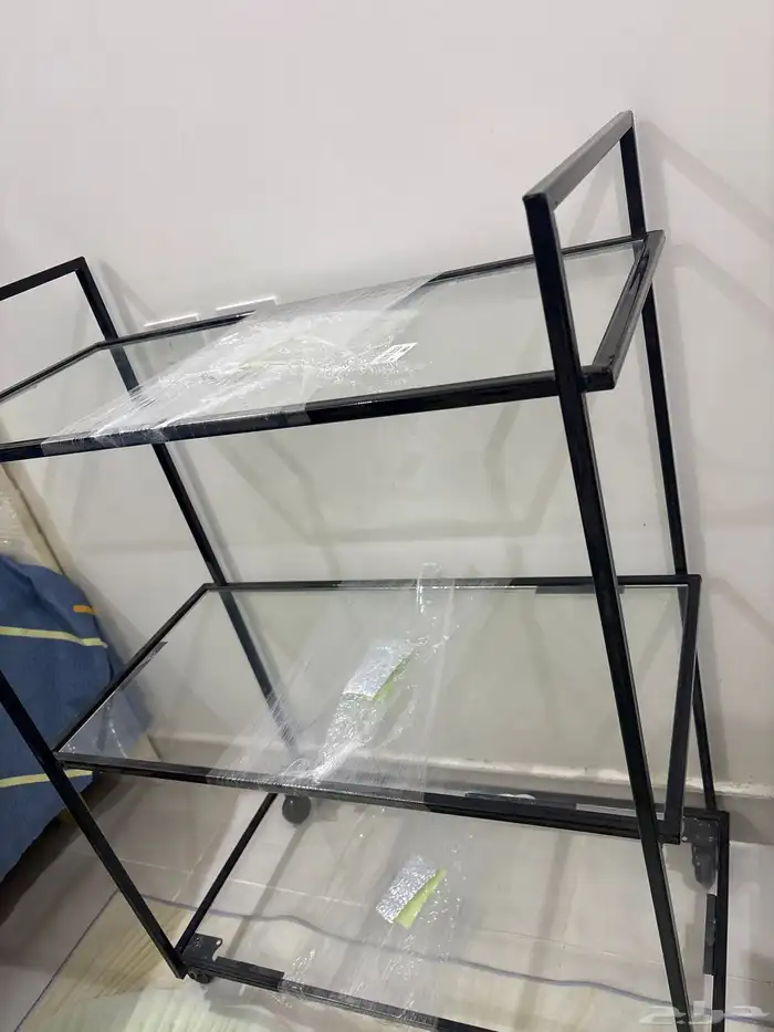 طاولة ضيافة او ترولي للبيع جديدة لم يتم الاستخدام 0